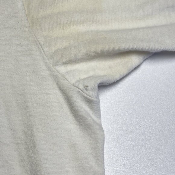 Vintage Tokyo Disneyland T Shirt White Winnie The Pooh Medium 20.5x25.5 - Picture 6 of 13